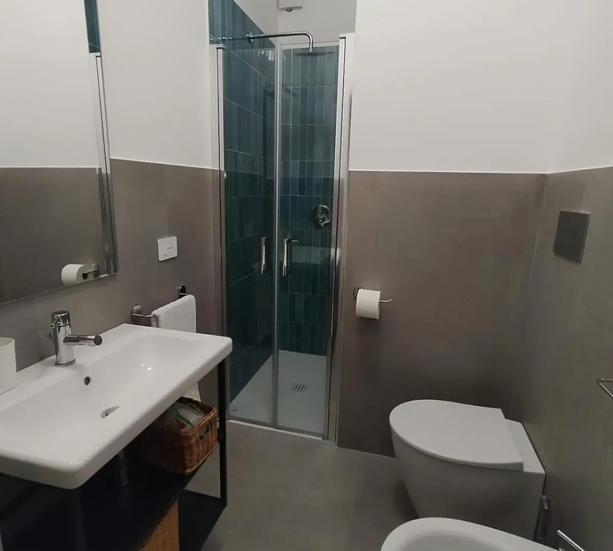 Naples Apartment - Nicolini 39