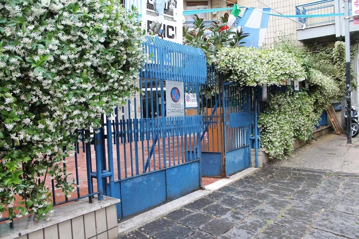 Naples Apartment - Nicolini 39