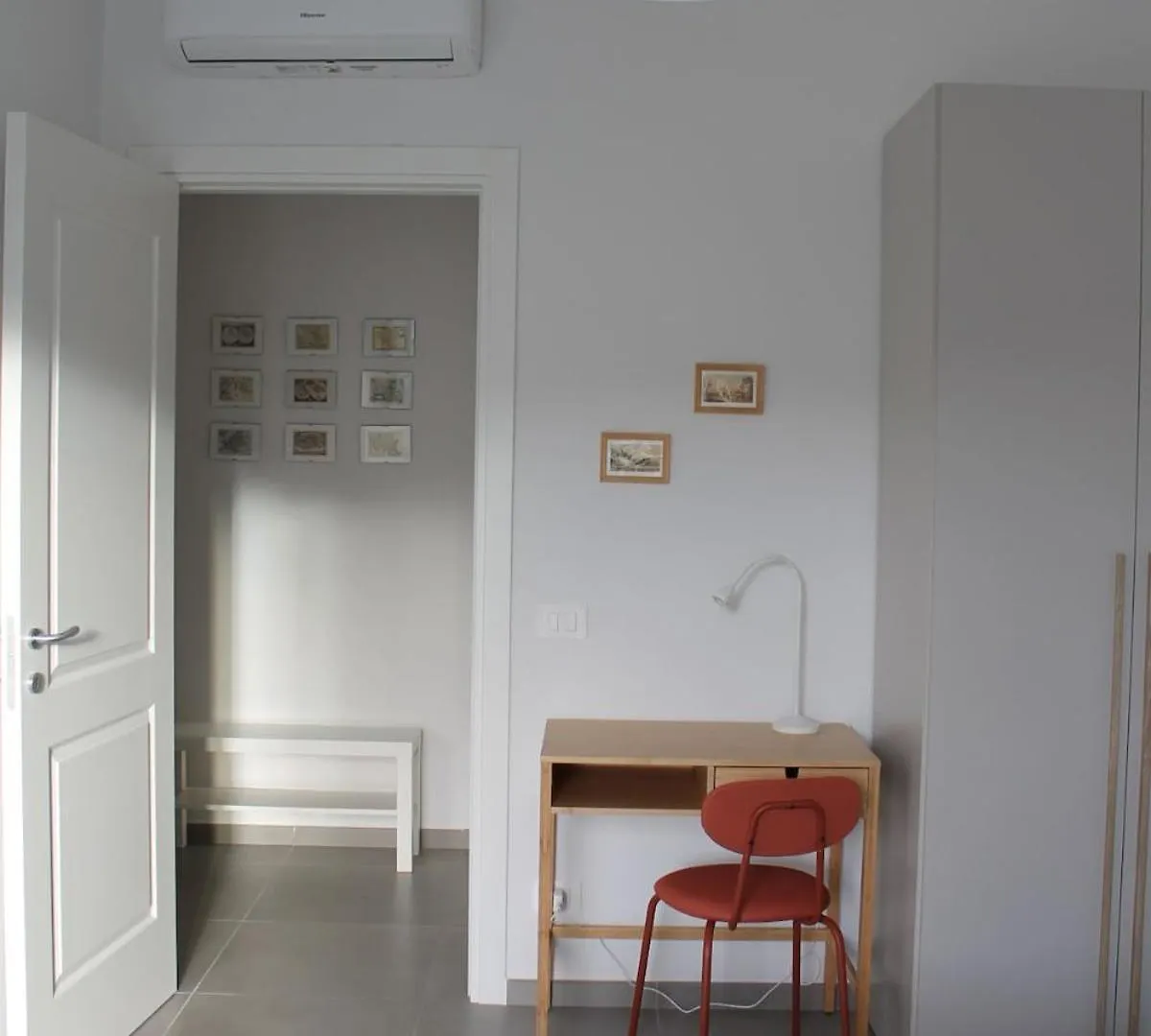 Naples Apartment - Nicolini 39