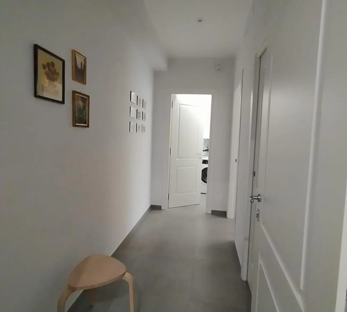 Naples Apartment - Nicolini 39